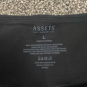 Assets black leggings L